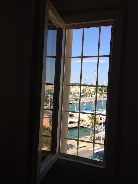 Gruissan Appartement Calme, Vue Sur Port De Plaisance -Clim, Empl.Parking מראה חיצוני תמונה