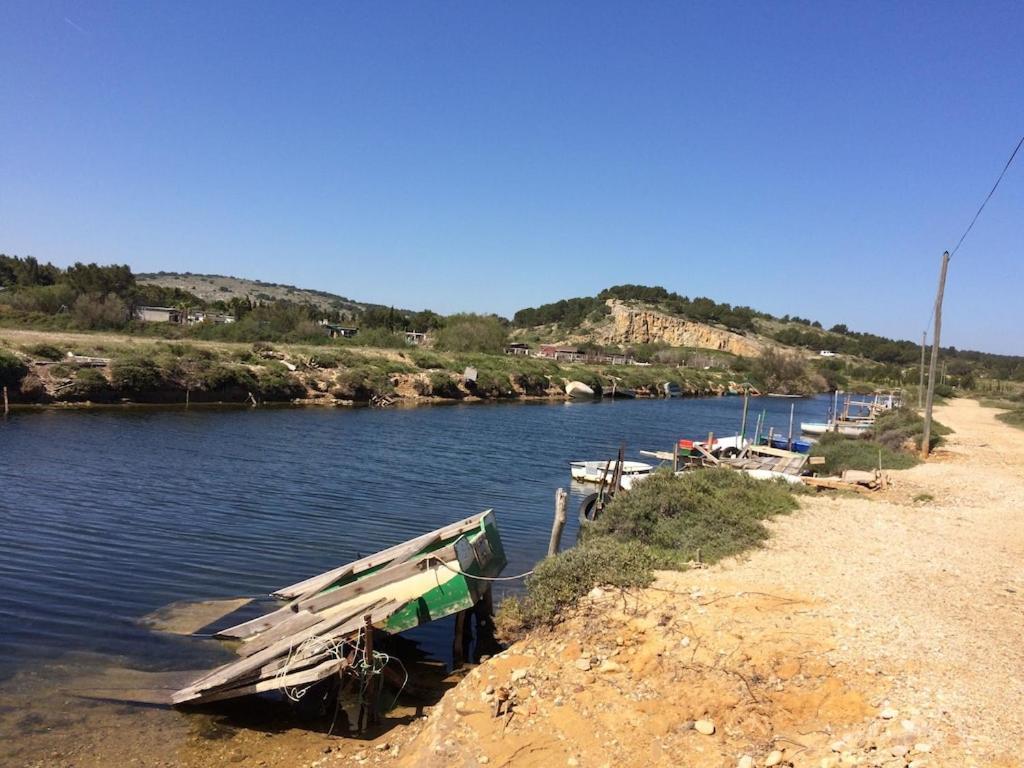 Gruissan Appartement Calme, Vue Sur Port De Plaisance -Clim, Empl.Parking מראה חיצוני תמונה